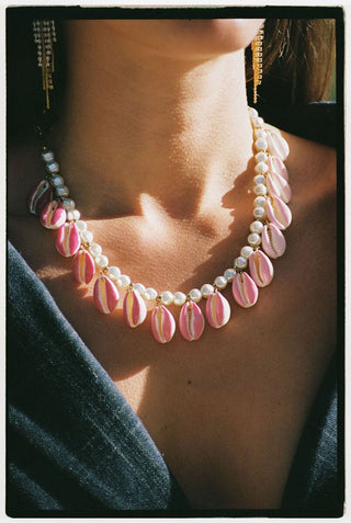 Collier coquillage rose | Collier de coquillages | The Shell Dealer