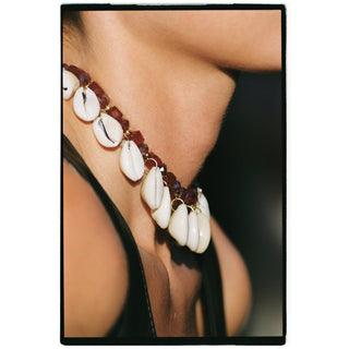 collier coquillage gigi hadid